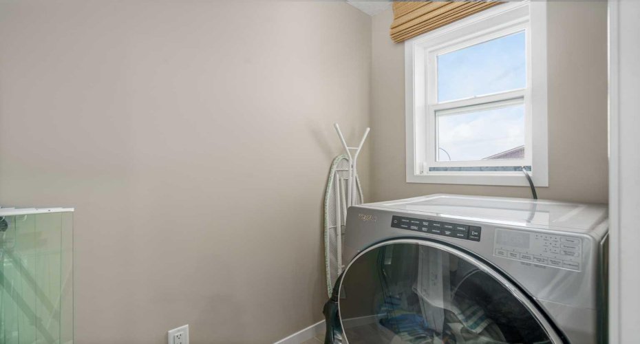 180 Magnolia Terrace, Calgary, Alberta T3M 3N2, 3 Bedrooms Bedrooms, ,3 BathroomsBathrooms,Residential,For Sale,Magnolia,A2271845