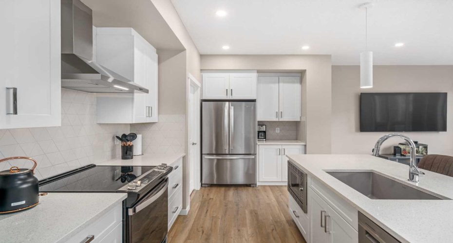 180 Magnolia Terrace, Calgary, Alberta T3M 3N2, 3 Bedrooms Bedrooms, ,3 BathroomsBathrooms,Residential,For Sale,Magnolia,A2271845