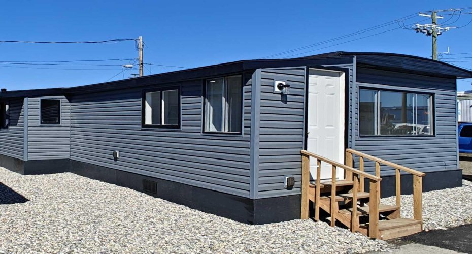 2106 50 Street, Calgary, Alberta T2B 1M7, 2 Bedrooms Bedrooms, ,1 BathroomBathrooms,Mobile,For Sale,50,A2271646