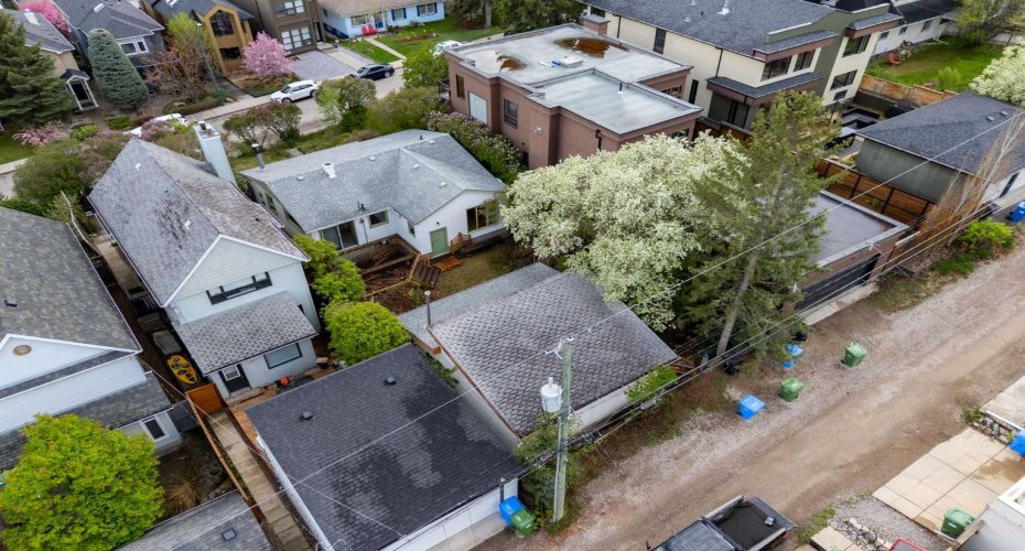 2006 30 Avenue, Calgary, Alberta T2T 1R2, 2 Bedrooms Bedrooms, ,1 BathroomBathrooms,Residential,For Sale,30,A2272065