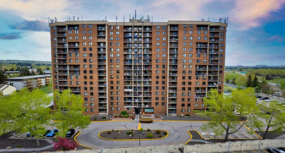 4944 Dalton Drive, Calgary, Alberta T3A 2E6, 2 Bedrooms Bedrooms, ,1 BathroomBathrooms,Residential,For Sale,Dalton,A2272072