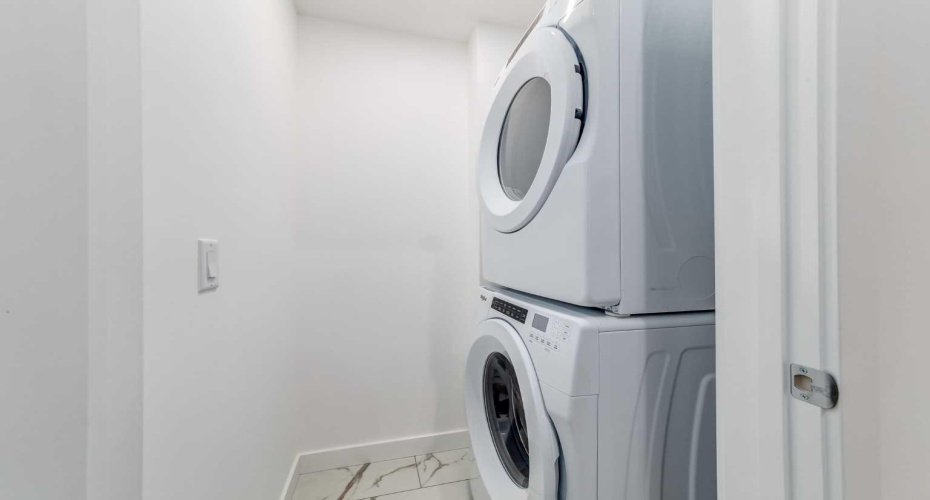 6 Merganser, Chestermere, Alberta T1X 2Y2, 3 Bedrooms Bedrooms, ,2 BathroomsBathrooms,Residential,For Sale,Merganser,A2272082