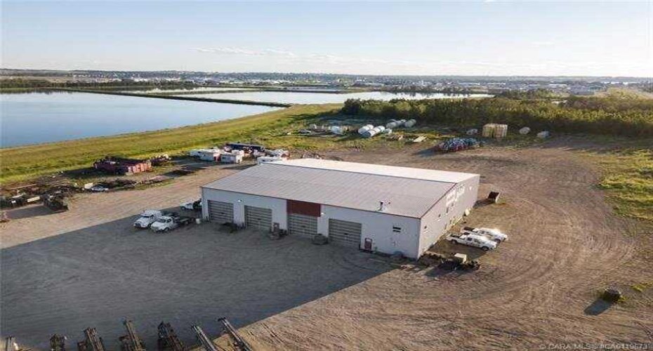 8 30 Street, Sylvan Lake, Alberta T4S 2P3, ,Commercial,For Sale,30,A2271718