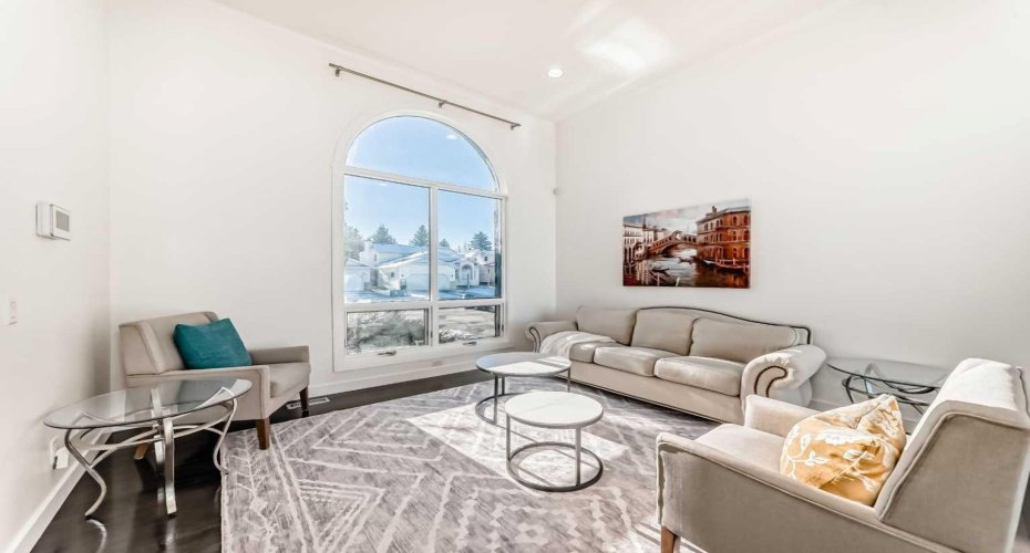 1396 Shawnee Road, Calgary, Alberta T2Y 2H1, 4 Bedrooms Bedrooms, ,4 BathroomsBathrooms,Residential,For Sale,Shawnee,A2271876