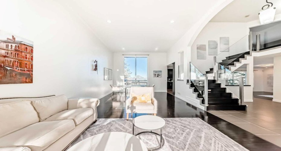 1396 Shawnee Road, Calgary, Alberta T2Y 2H1, 4 Bedrooms Bedrooms, ,4 BathroomsBathrooms,Residential,For Sale,Shawnee,A2271876