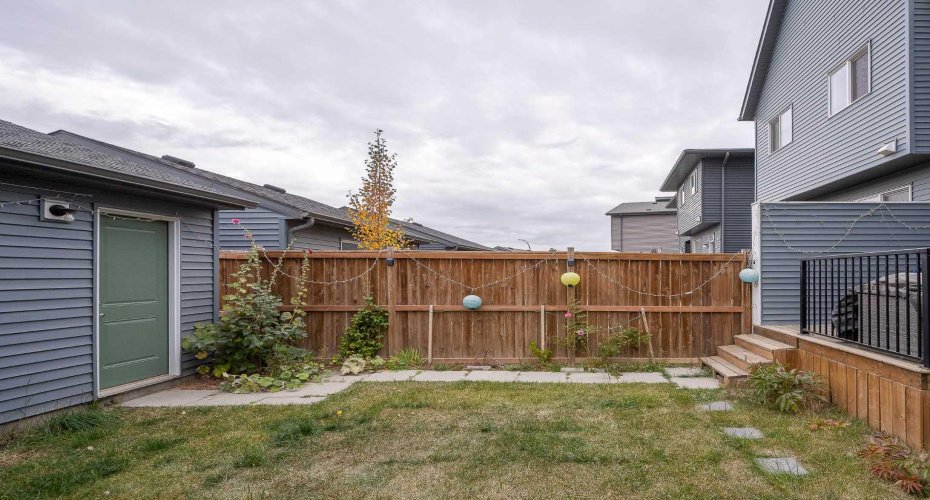 229 Belmont Street, Calgary, Alberta T2X4W8, 3 Bedrooms Bedrooms, ,3 BathroomsBathrooms,Residential,For Sale,Belmont,A2262697