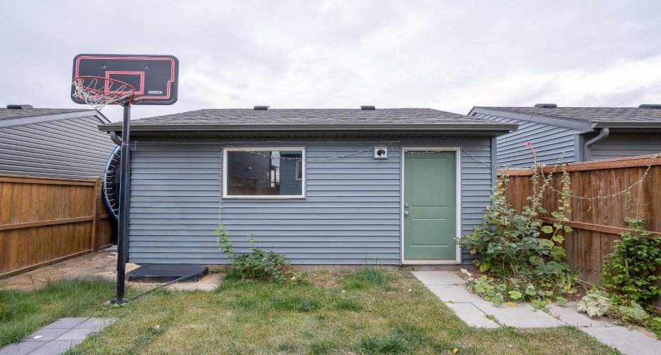 229 Belmont Street, Calgary, Alberta T2X4W8, 3 Bedrooms Bedrooms, ,3 BathroomsBathrooms,Residential,For Sale,Belmont,A2262697
