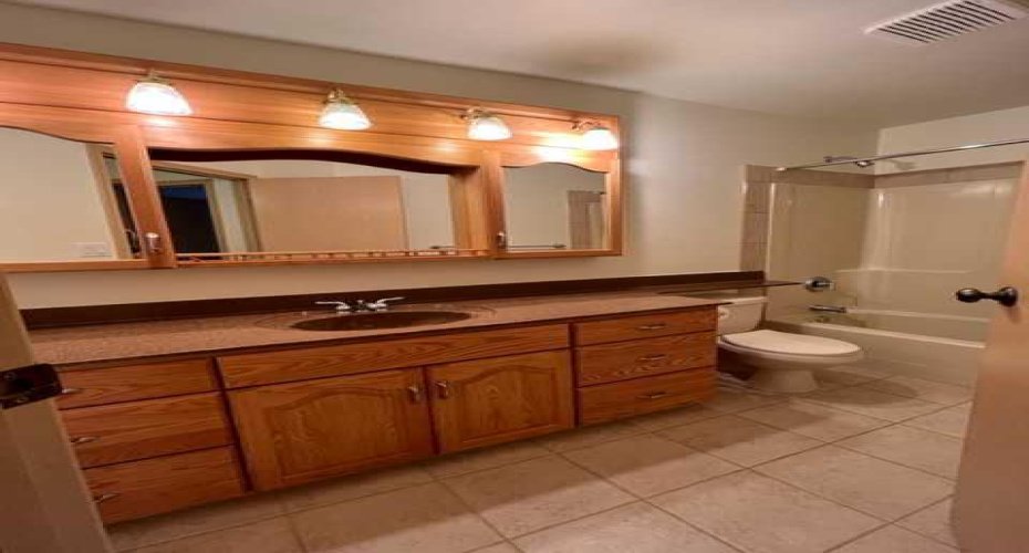 2 Chonkolay Drive, High Level, Alberta T0H 1Z0, 4 Bedrooms Bedrooms, ,4 BathroomsBathrooms,Residential,For Sale,Chonkolay Drive,A2267120
