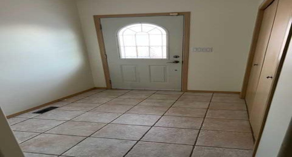 2 Chonkolay Drive, High Level, Alberta T0H 1Z0, 4 Bedrooms Bedrooms, ,4 BathroomsBathrooms,Residential,For Sale,Chonkolay Drive,A2267120