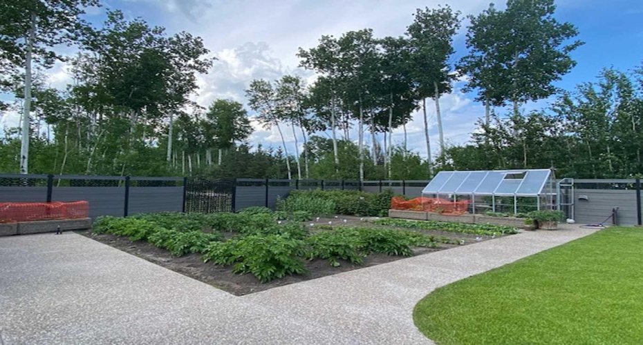 large garden & greenhouse