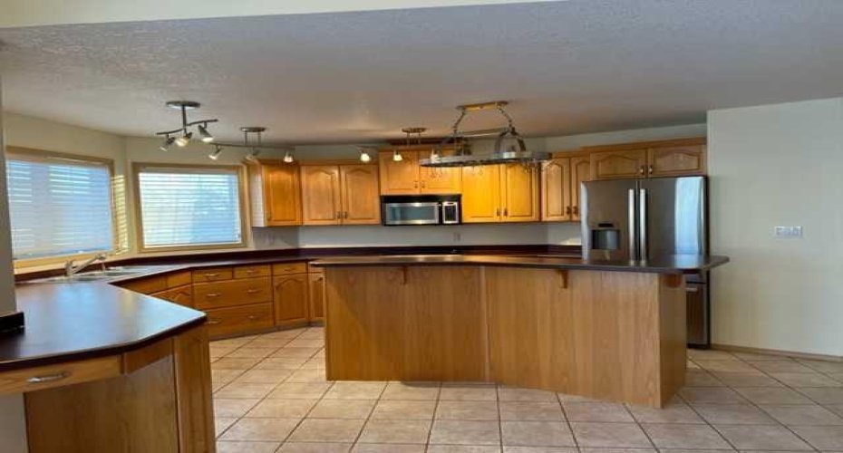2 Chonkolay Drive, High Level, Alberta T0H 1Z0, 4 Bedrooms Bedrooms, ,4 BathroomsBathrooms,Residential,For Sale,Chonkolay Drive,A2267120