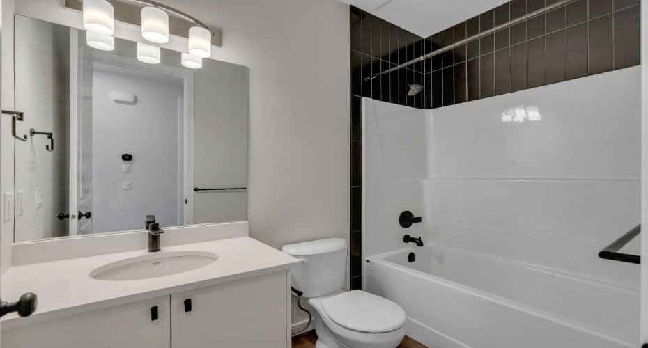 108 Creekview Manor, Calgary, Alberta T2X 4Y1, 5 Bedrooms Bedrooms, ,3 BathroomsBathrooms,Residential,For Sale,Creekview,A2271874