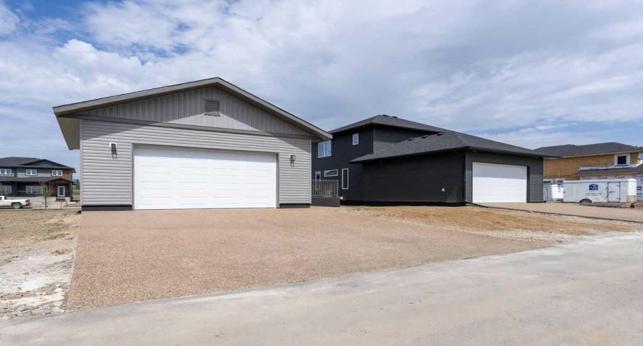 6319 26 Avenue, Camrose, Alberta T4V5L8, 3 Bedrooms Bedrooms, ,3 BathroomsBathrooms,Residential,For Sale,26,A2271962