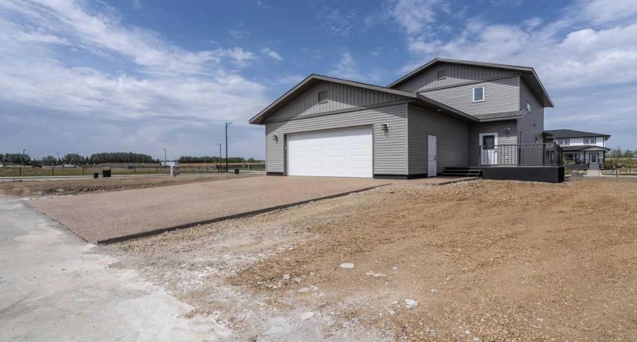 6319 26 Avenue, Camrose, Alberta T4V5L8, 3 Bedrooms Bedrooms, ,3 BathroomsBathrooms,Residential,For Sale,26,A2271962