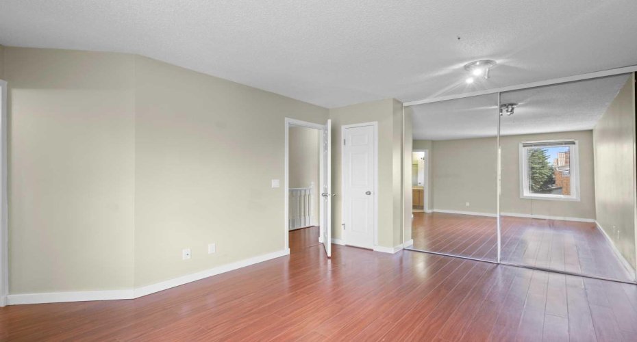 22 Coachway Gardens, Calgary, Alberta T3H 2V9, 3 Bedrooms Bedrooms, ,3 BathroomsBathrooms,Residential,For Sale,Coachway,A2272208