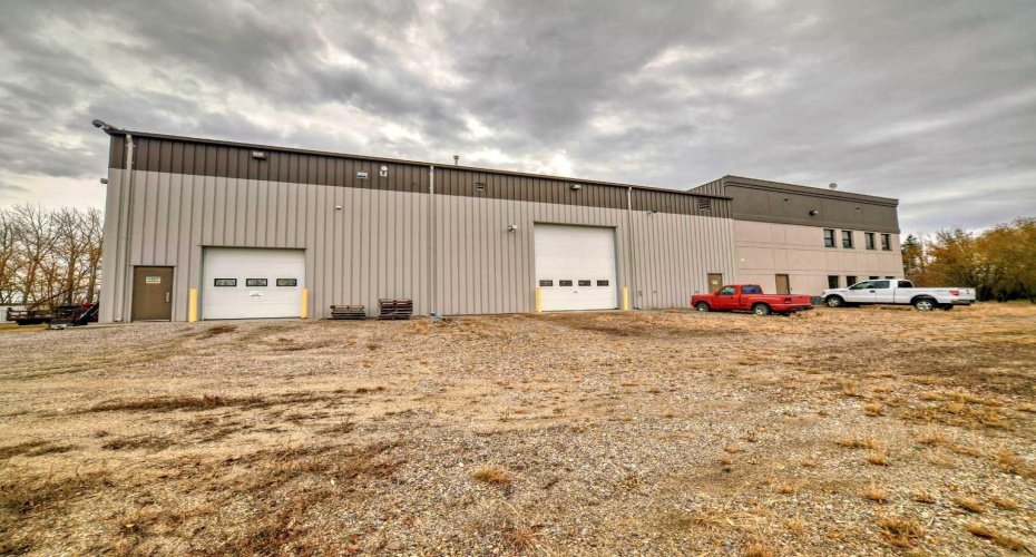 Township Road 240, Rural Wheatland County, Alberta T1P 0R5, ,Commercial,For Sale,Township Road 240,A2271690