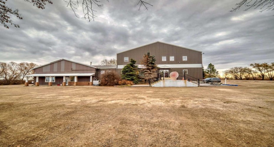 Township Road 240, Rural Wheatland County, Alberta T1P 0R5, ,Commercial,For Sale,Township Road 240,A2271690