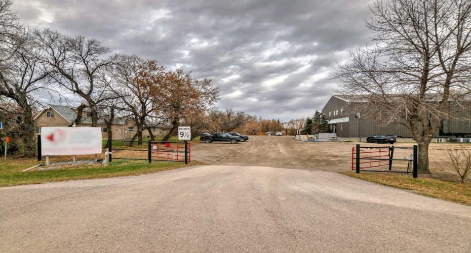 Township Road 240, Rural Wheatland County, Alberta T1P 0R5, ,Commercial,For Sale,Township Road 240,A2271690