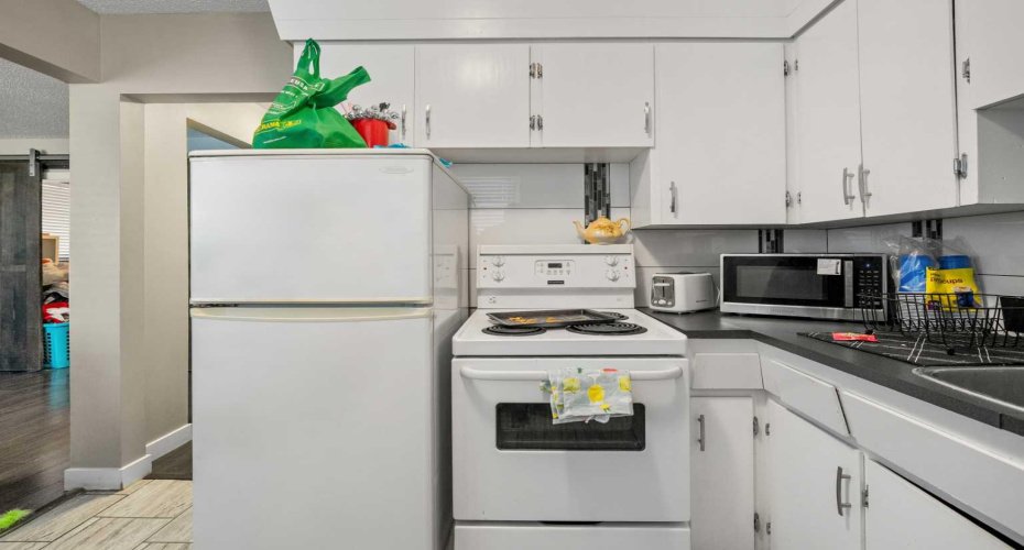 128 22 Avenue, Calgary, Alberta T2E 1T3, ,Multi-family,For Sale,22,A2271794