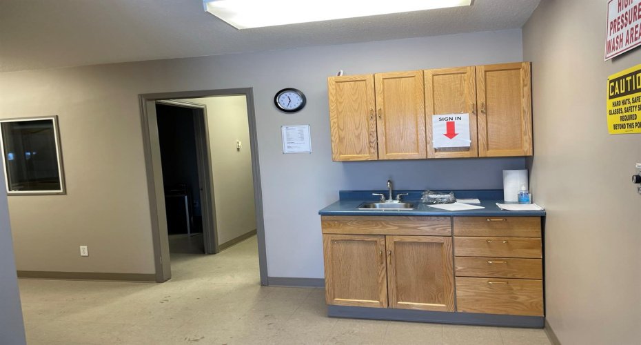 5206 62 Street, Rural Brazeau County, Alberta T7A 1C3, ,Commercial,For Sale,62,A2014824