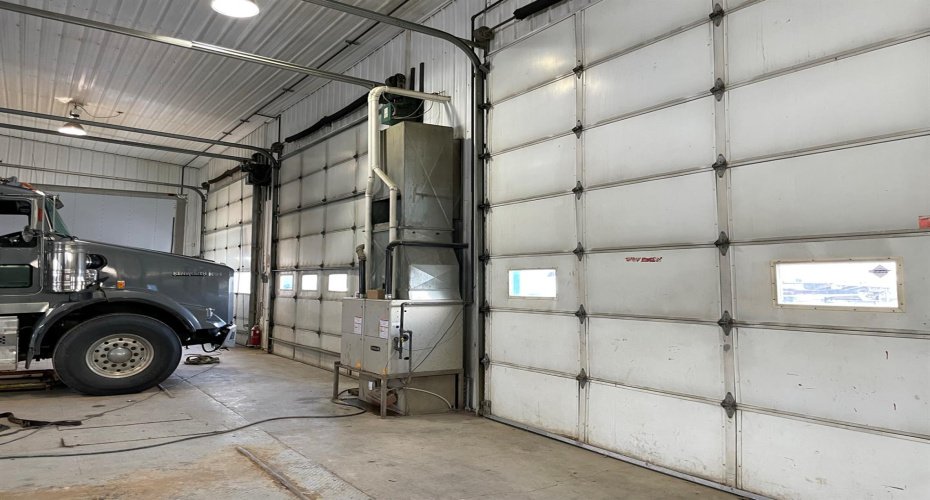 5206 62 Street, Rural Brazeau County, Alberta T7A 1C3, ,Commercial,For Sale,62,A2014824