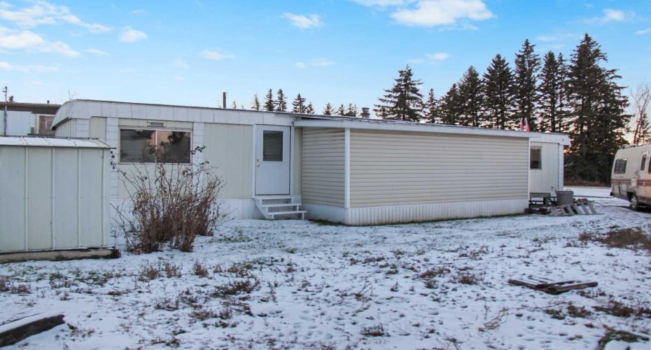 4504 41 Street, Camrose, Alberta T4V4K4, 2 Bedrooms Bedrooms, ,1 BathroomBathrooms,Mobile,For Sale,41,A2272481