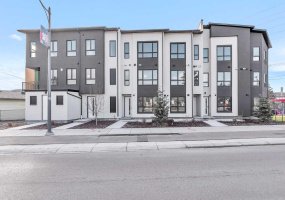 4901 Bowness Road, Calgary, Alberta T3B 1H1, ,Commercial,For Sale,Bowness,A2272484 4901 Bowness Road, Calgary, Alberta T3B 1H1, ,Commercial,For Sale,Bowness,A2272484