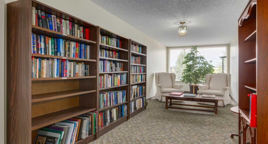 2425 90 Avenue, Calgary, Alberta T2V4X8, 2 Bedrooms Bedrooms, ,2 BathroomsBathrooms,Residential,For Sale,90,A2272548