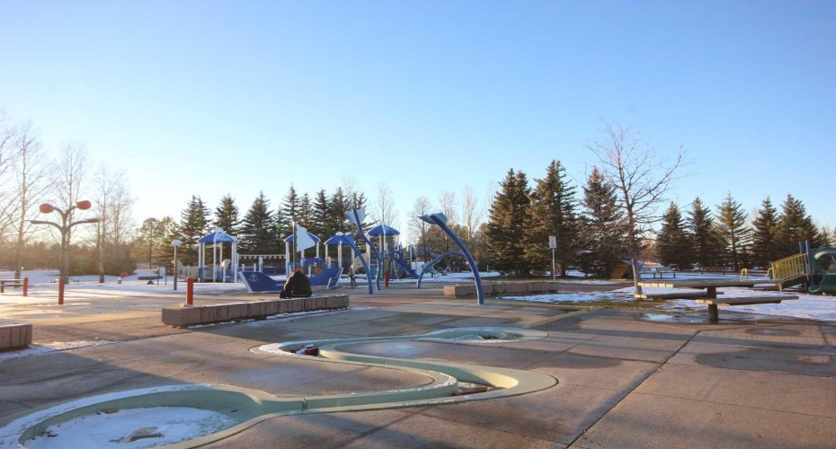 2425 90 Avenue, Calgary, Alberta T2V4X8, 2 Bedrooms Bedrooms, ,2 BathroomsBathrooms,Residential,For Sale,90,A2272548