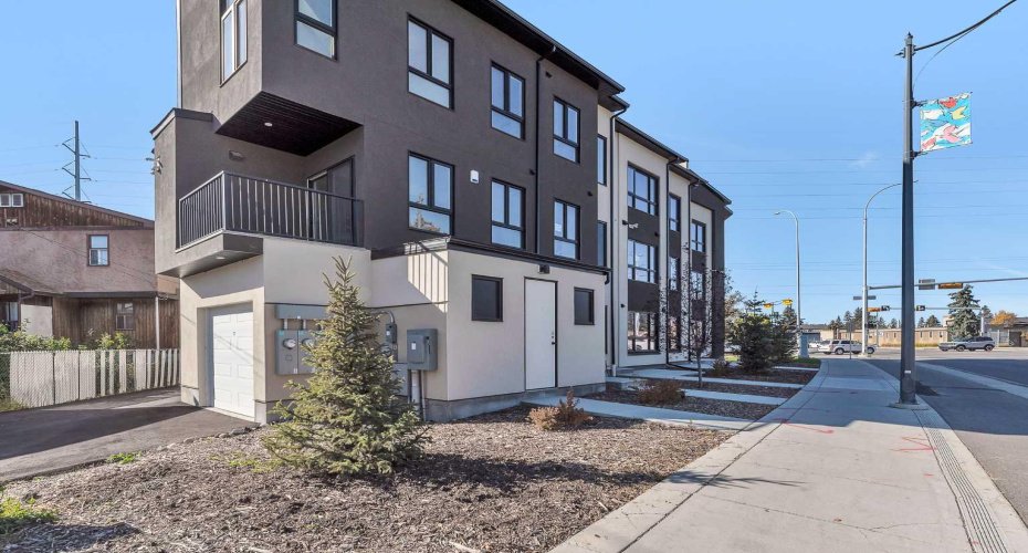 4903 Bowness Road, Calgary, Alberta T3B1H1, 2 Bedrooms Bedrooms, ,1 BathroomBathrooms,Residential,For Sale,Bowness,A2272603