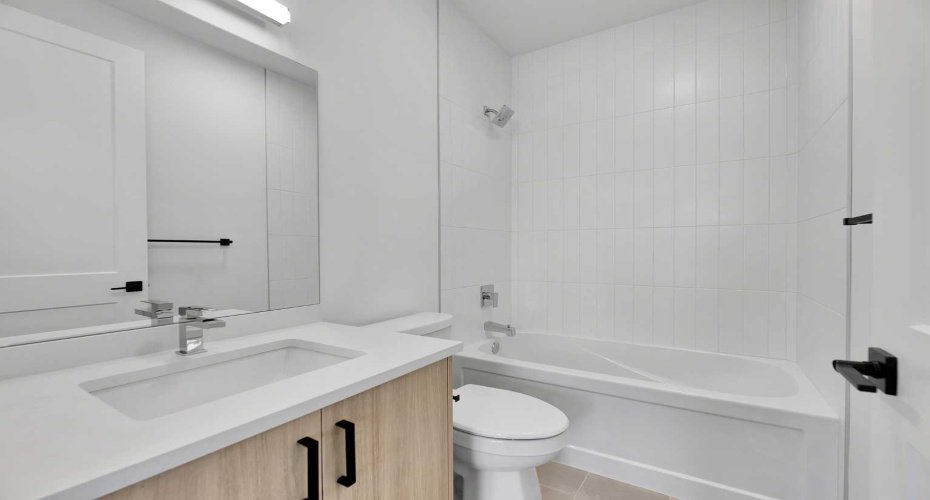 4905 Bowness Road, Calgary, Alberta T3B1H1, 2 Bedrooms Bedrooms, ,4 BathroomsBathrooms,Residential,For Sale,Bowness,A2272621