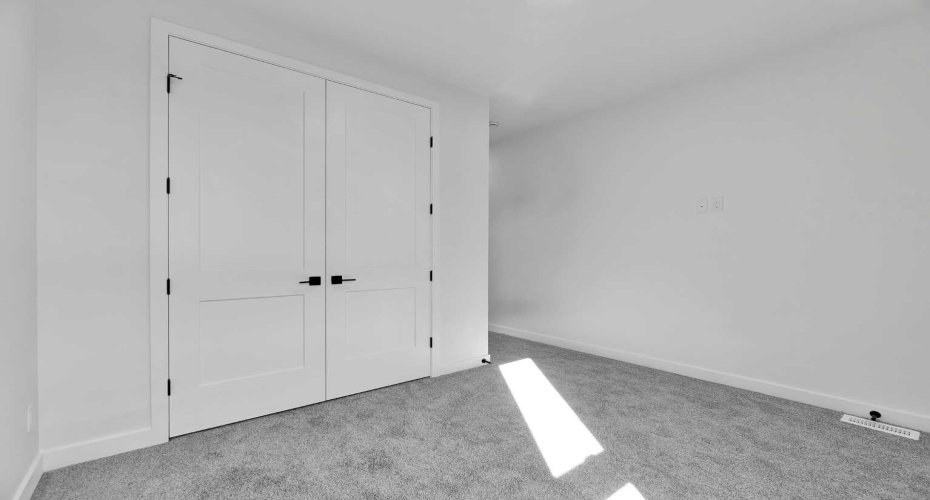 4905 Bowness Road, Calgary, Alberta T3B1H1, 2 Bedrooms Bedrooms, ,4 BathroomsBathrooms,Residential,For Sale,Bowness,A2272621