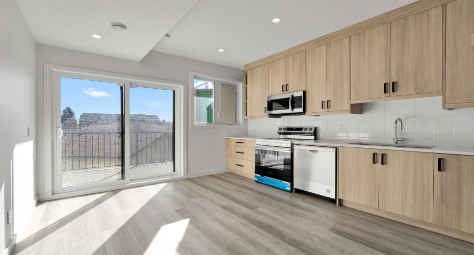 4905 Bowness Road, Calgary, Alberta T3B1H1, 2 Bedrooms Bedrooms, ,4 BathroomsBathrooms,Residential,For Sale,Bowness,A2272621