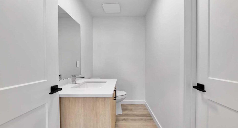 4905 Bowness Road, Calgary, Alberta T3B1H1, 2 Bedrooms Bedrooms, ,4 BathroomsBathrooms,Residential,For Sale,Bowness,A2272621