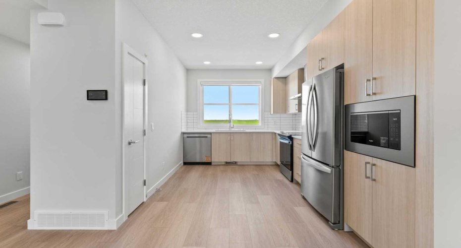 285 Chelsea Court, Chestermere, Alberta T1X 2W7, 2 Bedrooms Bedrooms, ,3 BathroomsBathrooms,Residential,For Sale,Chelsea,A2272396