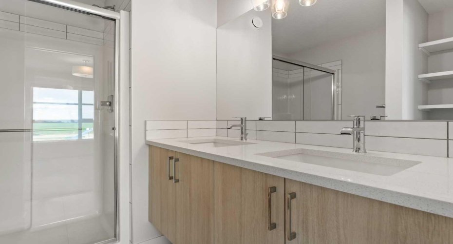 285 Chelsea Court, Chestermere, Alberta T1X 2W7, 2 Bedrooms Bedrooms, ,3 BathroomsBathrooms,Residential,For Sale,Chelsea,A2272396