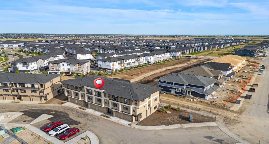 285 Chelsea Court, Chestermere, Alberta T1X 2W7, 2 Bedrooms Bedrooms, ,3 BathroomsBathrooms,Residential,For Sale,Chelsea,A2272396