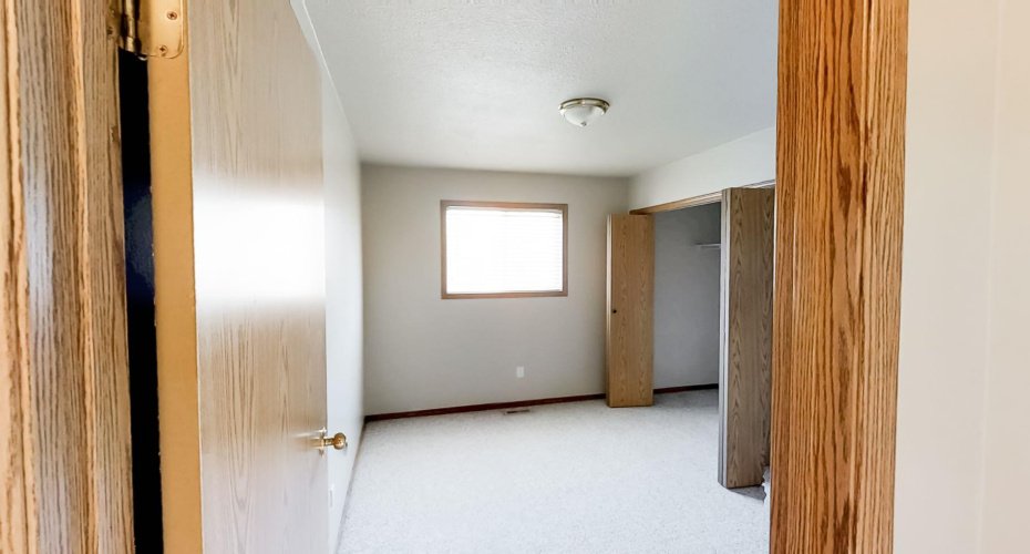 10029 105 Avenue, Grande Prairie, Alberta T8V 1H2, 3 Bedrooms Bedrooms, ,2 BathroomsBathrooms,Residential,For Sale,105,A2207702