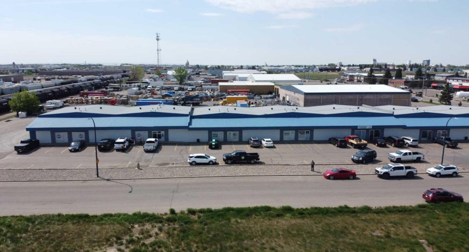 3612 14 Avenue, Lethbridge, Alberta T1H 6E7, ,Commercial,For Lease,14,A2272762