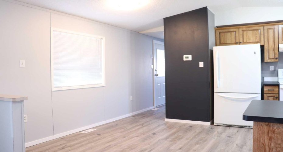308 Station Boulevard, Coaldale, Alberta T1M 1P6, 3 Bedrooms Bedrooms, ,2 BathroomsBathrooms,Mobile,For Sale,Station,A2272823