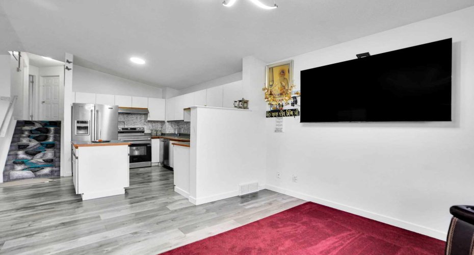 63 Martinbrook Road, Calgary, Alberta T3J3E1, 5 Bedrooms Bedrooms, ,2 BathroomsBathrooms,Residential,For Sale,Martinbrook,A2272341