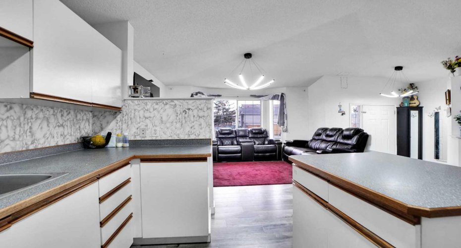 63 Martinbrook Road, Calgary, Alberta T3J3E1, 5 Bedrooms Bedrooms, ,2 BathroomsBathrooms,Residential,For Sale,Martinbrook,A2272341