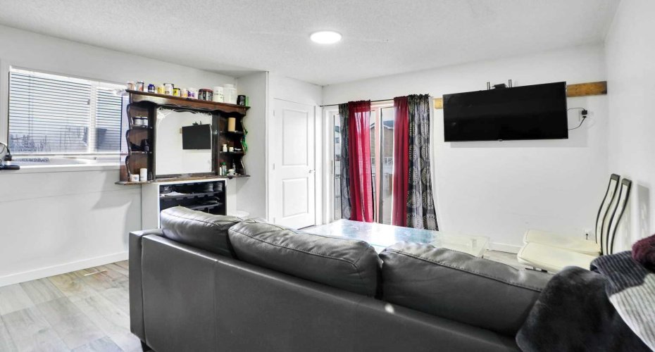 63 Martinbrook Road, Calgary, Alberta T3J3E1, 5 Bedrooms Bedrooms, ,2 BathroomsBathrooms,Residential,For Sale,Martinbrook,A2272341