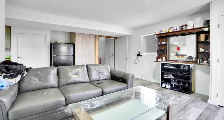 63 Martinbrook Road, Calgary, Alberta T3J3E1, 5 Bedrooms Bedrooms, ,2 BathroomsBathrooms,Residential,For Sale,Martinbrook,A2272341