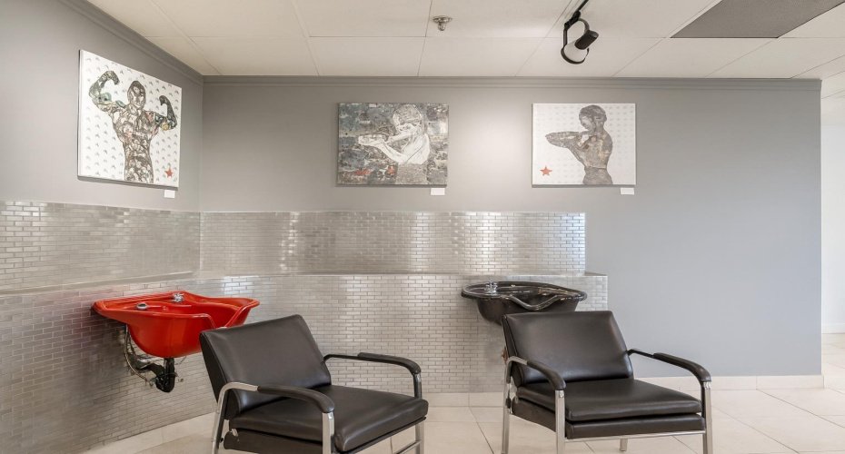 2909 17 Avenue, Calgary, Alberta T3E0B1, ,Commercial,For Lease,17,A2272508