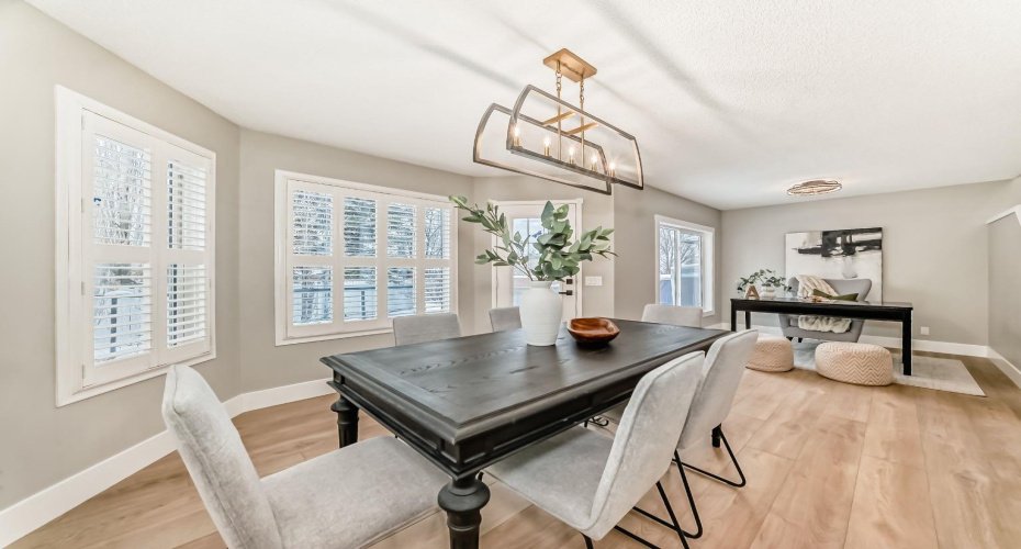 125 Lakeview Shores, Chestermere, Alberta T1X1H1, 4 Bedrooms Bedrooms, ,4 BathroomsBathrooms,Residential,For Sale,Lakeview,A2272906