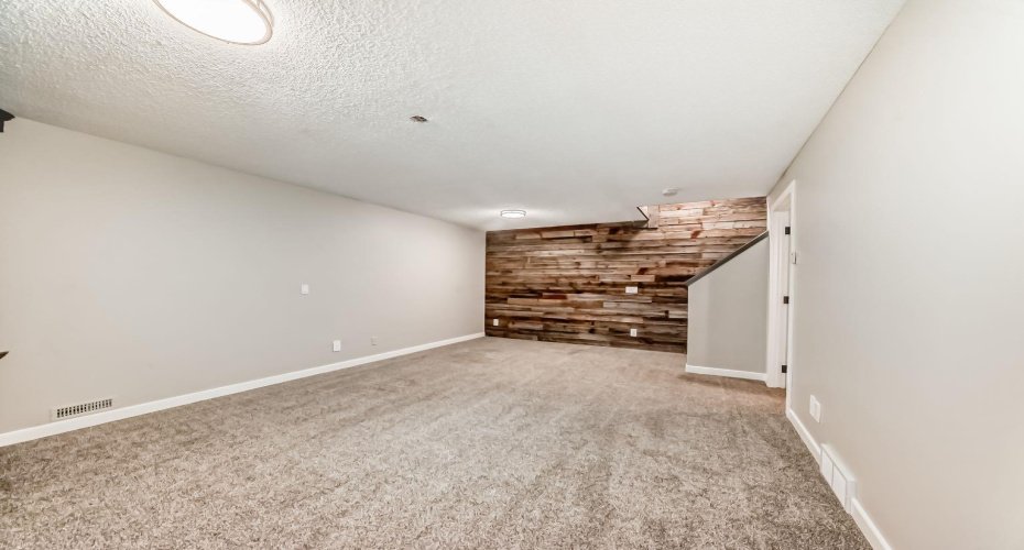 125 Lakeview Shores, Chestermere, Alberta T1X1H1, 4 Bedrooms Bedrooms, ,4 BathroomsBathrooms,Residential,For Sale,Lakeview,A2272906