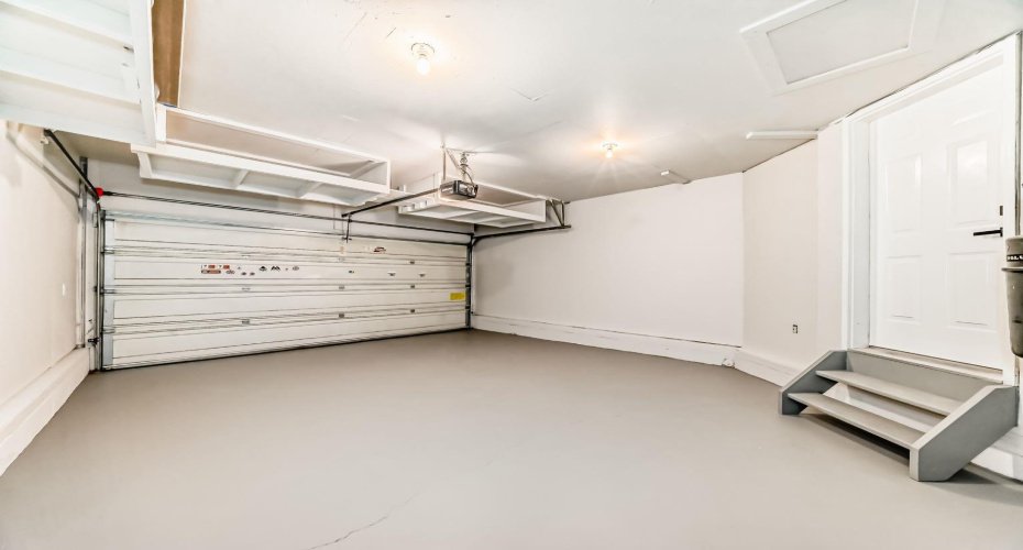 125 Lakeview Shores, Chestermere, Alberta T1X1H1, 4 Bedrooms Bedrooms, ,4 BathroomsBathrooms,Residential,For Sale,Lakeview,A2272906