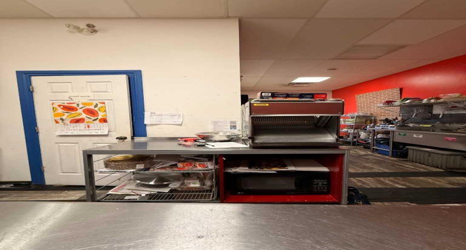 Calgary, Alberta, ,Commercial,For Lease,A2258385