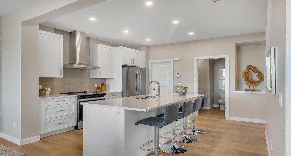 430 South Shore Drive, Chestermere, Alberta T1X 2Y6, 3 Bedrooms Bedrooms, ,3 BathroomsBathrooms,Residential,For Sale,South Shore,A2273158